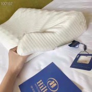 希尔顿乳胶枕